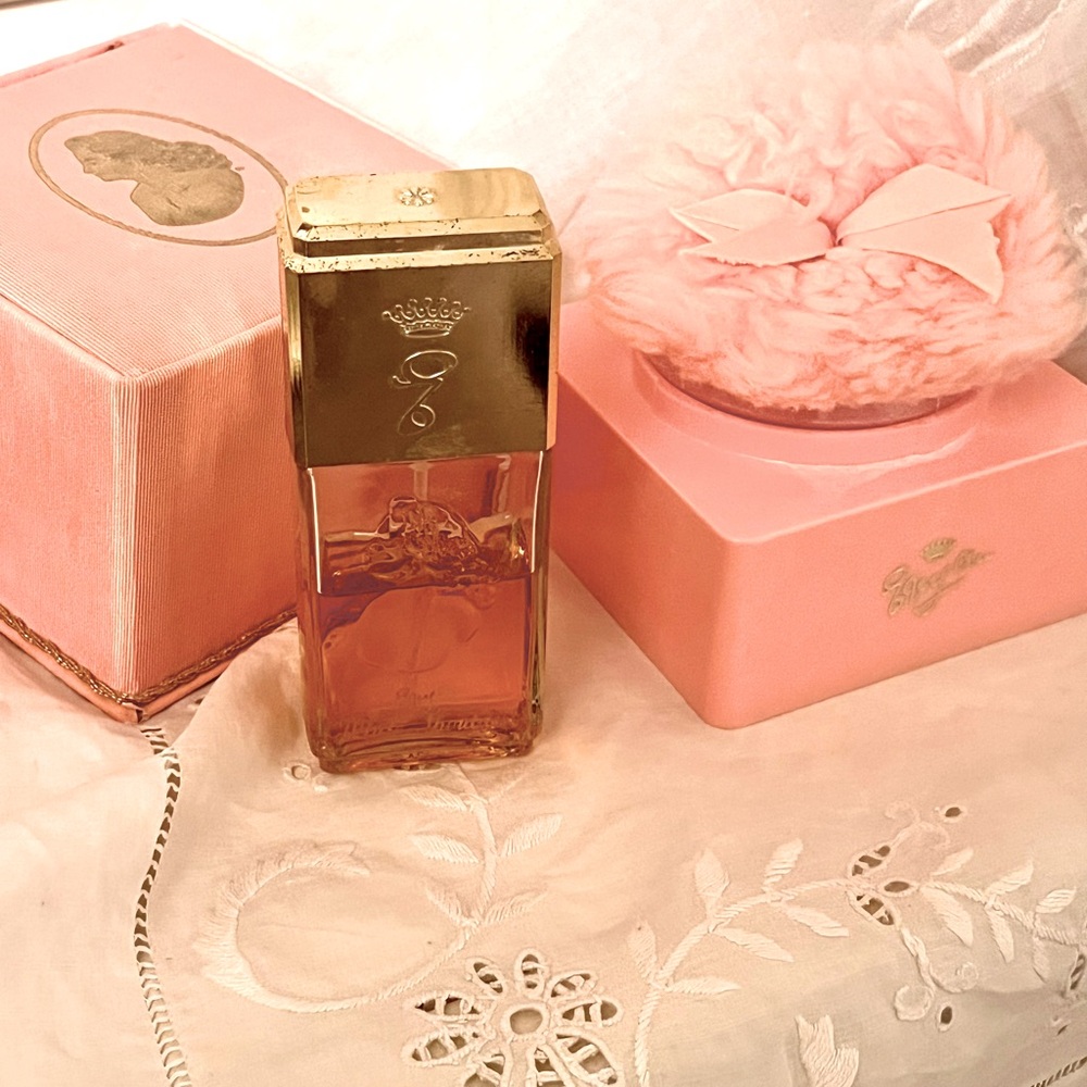 Vintage White Shoulders Powder Box Puff & Spray Cologne Set